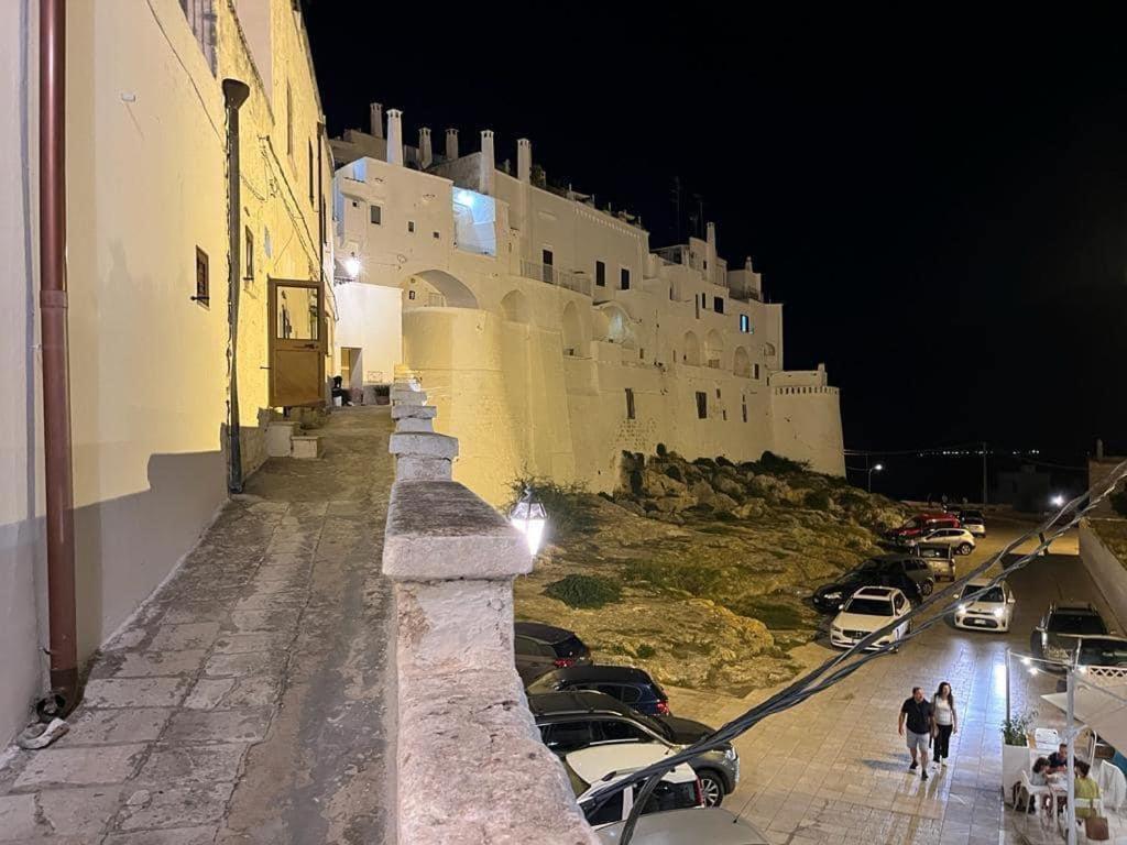 Che Vista!! Ostuni ,Sulle Bianche Mura Con Vista Mozzafiato Eksteriør bilde